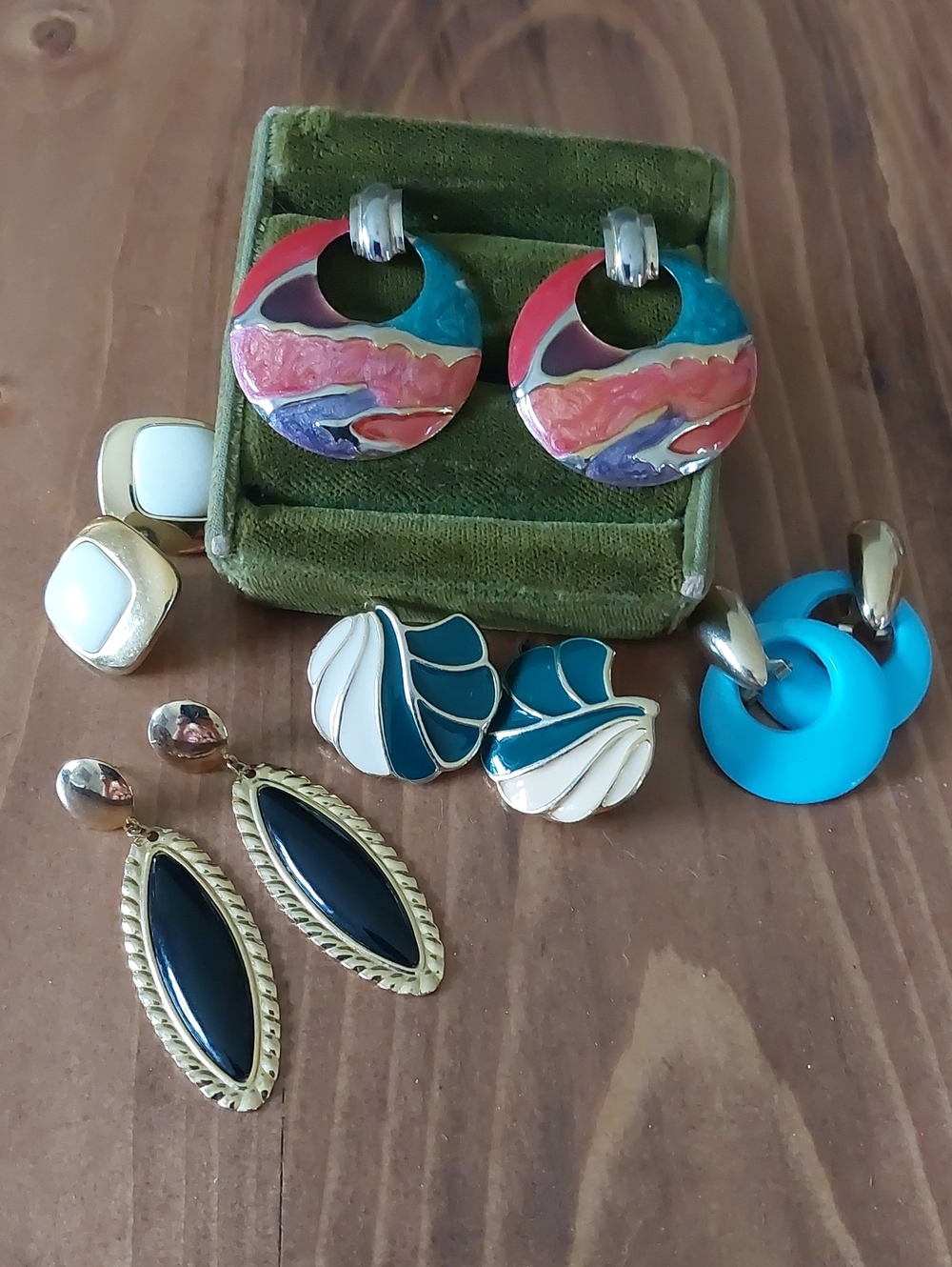 Lot 5 Pair Vintage Earrings Enamel Knockers Goldtone
